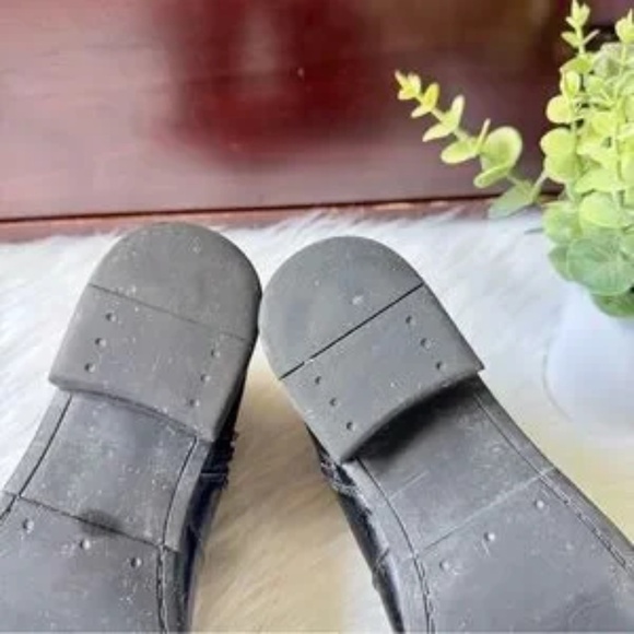 Kenneth Cole Reaction Moto Silver Side Buckle Black Ankle Boots Size 7.5 - Picture 10 of 10